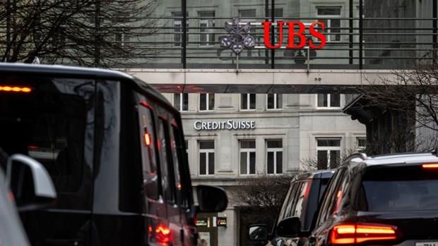 Hội đồng Liên bang Thụy Sĩ ủng hộ việc UBS tiếp quản Credit Suisse