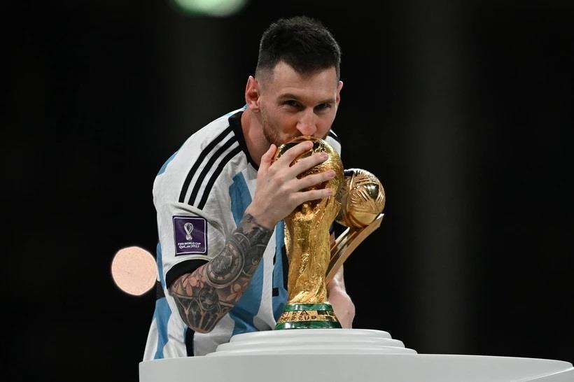 Áo đấu của Lionel Messi tại World Cup 2022 được bán với giá 7,8 triệu USD