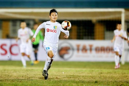 Hà Nội thắng ngược Thanh Hóa ở vòng 20 V-League