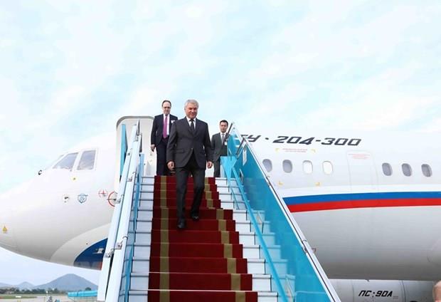 Chủ tịch Duma Quốc gia Quốc hội Nga đến Hà Nội, bắt đầu thăm Việt Nam