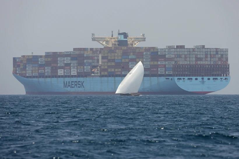 Giá cước vận chuyển hàng hóa qua Biển Đỏ tăng gần 250%