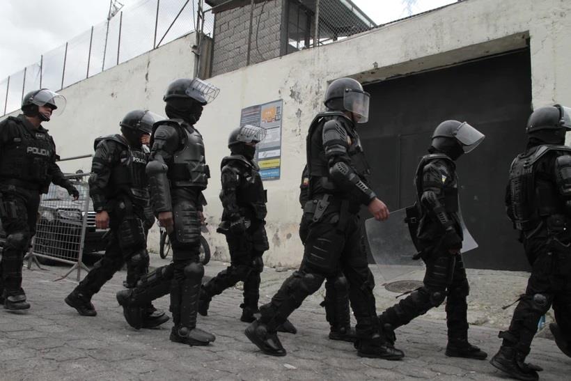 Ecuador: Tù nhân bắt làm con tin gần 180 nhân viên trại giam