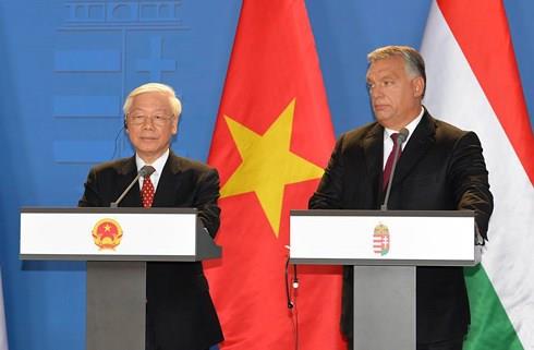 Nâng khuôn khổ quan hệ Việt Nam - Hungary lên tầm "Đối tác toàn diện"