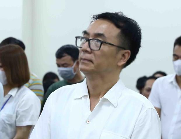 Vụ SGK giả: Cựu Phó Cục trưởng Cục QLTT Trần Hùng lĩnh án 9 năm tù