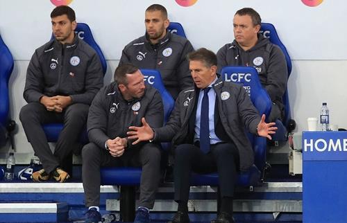 Leicester thay tướng đổi vận, dìm Everton sâu hơn vào khủng hoảng