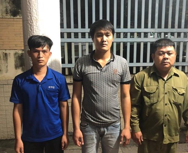 Tây Ninh: Tạm giữ hình sự ba đối tượng trộm cây mai vàng giá trị lớn