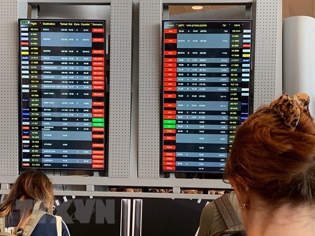 Xung đột Hamas-Israel: Nhiều hãng hàng không tạm dừng các chuyến bay