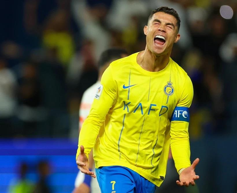 Ronaldo tiếp tục ghi bàn, đưa Al Nassr vào tứ kết AFC Champions League