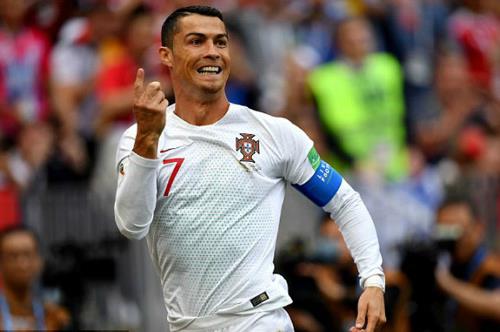 Ronaldo phá kỷ lục tồn tại 62 năm với bàn thắng vào lưới Morocco