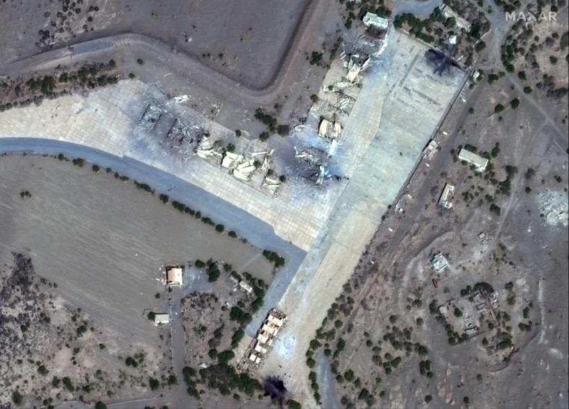 Mỹ và Anh không kích sân bay Hodeidah ở Yemen