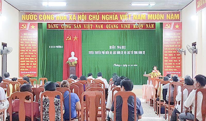 Hội Phụ nữ tỉnh Quảng Trị thực hiện Chỉ thị số 56-CT/TW của Bộ Chính trị khóa VIII “về việc tăng cường sự lãnh đạo của Đảng đối với công tác của Hội Luật gia Việt Nam”