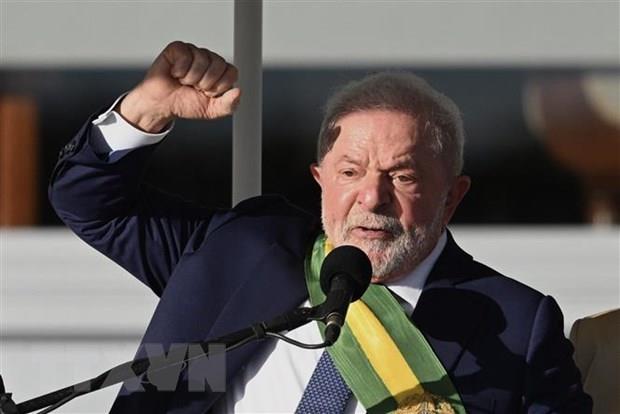 Tổng thống Brazil thực hiện một loạt thay đổi chính sách theo cam kết