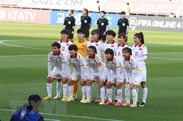 'Đội tuyển Việt Nam học hỏi được nhiều từ các cầu thủ Hàn Quốc'