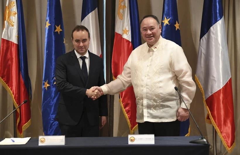 Philippines và Pháp nhất trí tăng cường hợp tác quốc phòng song phương
