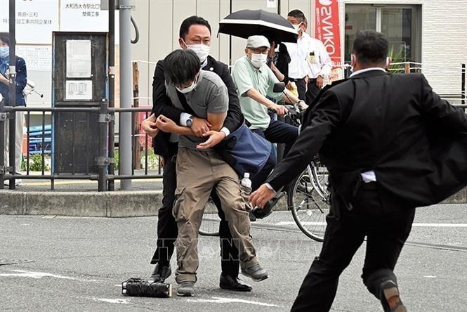 Thêm tình tiết về đối tượng tấn công cựu Thủ tướng Abe Shinzo