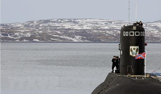 Tổng thống Nga Putin ra lệnh điều tra toàn diện vụ cháy tàu lặn