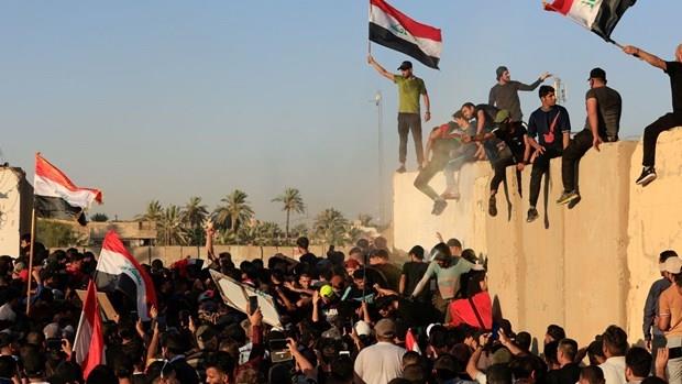 Iraq: Người biểu tình lại xông vào tòa nhà Quốc hội