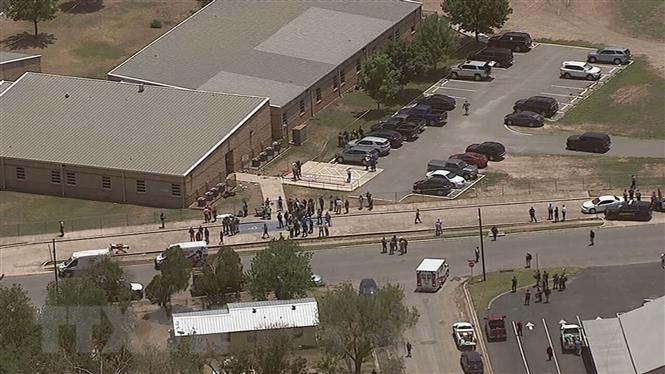 Mỹ: "Lỗi hệ thống" trong ứng phó với vụ xả súng ở trường tiểu học Robb
