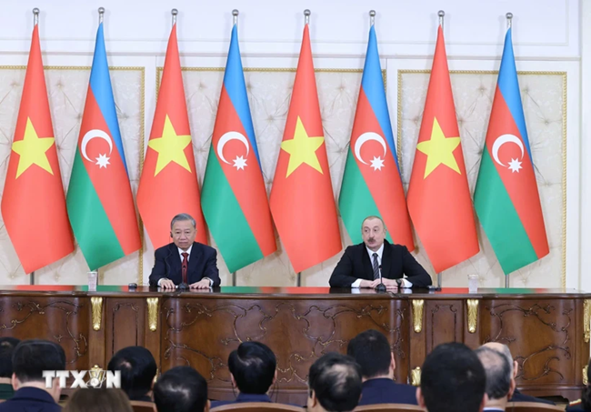 Tuyên bố chung về việc lập quan hệ Đối tác Chiến lược giữa Việt Nam-Azerbaijan
