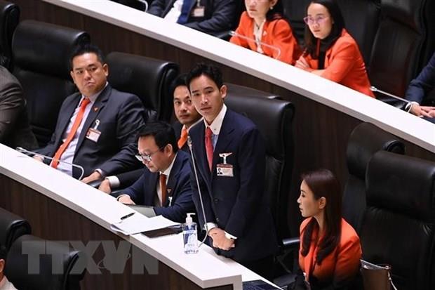 Quốc hội Thái Lan tranh luận về việc tái đề cử lãnh đạo đảng Tiến bước