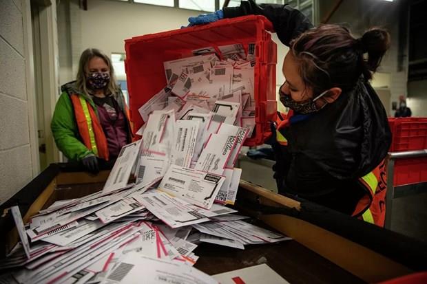 Canada: Chưa thể kiểm đếm hàng nghìn phiếu bầu qua đường bưu điện
