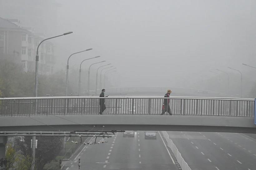 Trung Quốc phát đi cảnh báo màu cam về sương mù dày đặc ở nhiều khu vực