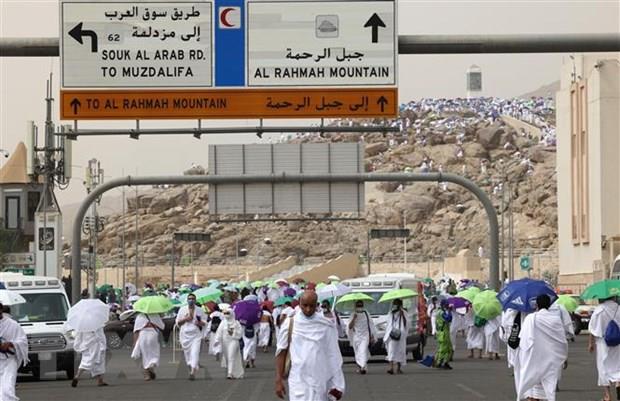 Saudi Arabia nới lỏng hạn chế, mở rộng quy mô lễ hành hương tới Mecca