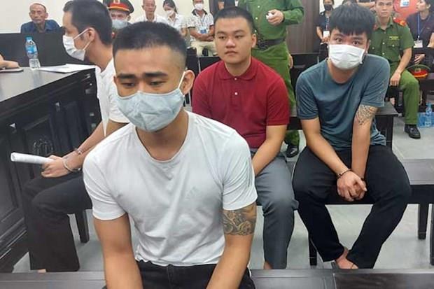 Hà Nội: Xét xử nhóm côn đồ nổ súng, giết người ở Quốc Oai