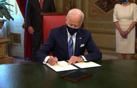 Tân Tổng thống Mỹ ký 15 sắc lệnh ngay sau khi nhậm chức