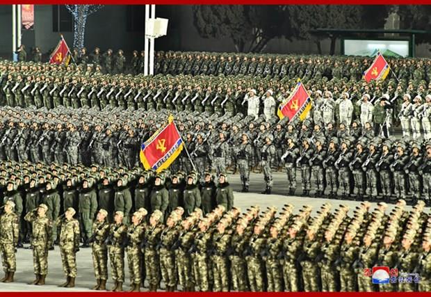 Triều Tiên phô diễn nhiều vũ khí tối tân trong lễ duyệt binh