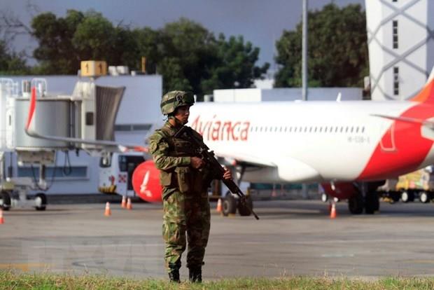 Colombia: Tấn công vào 3 căn cứ quân sự làm nhiều binh sỹ thương vong