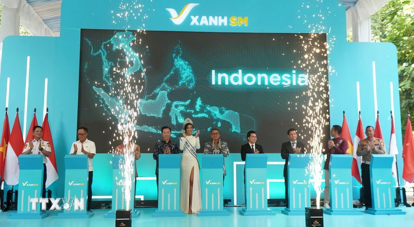 Xanh SM ra mắt tại Indonesia, trở thành hãng taxi điện đầu tiên tại xứ vạn đảo