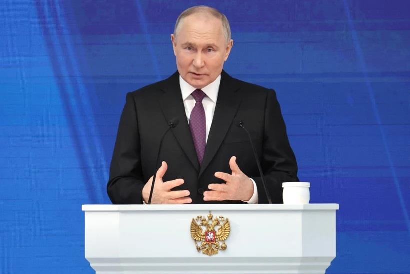 Tổng thống Liên bang Nga Vladimir Putin cảm ơn người dân đã đi bỏ phiếu