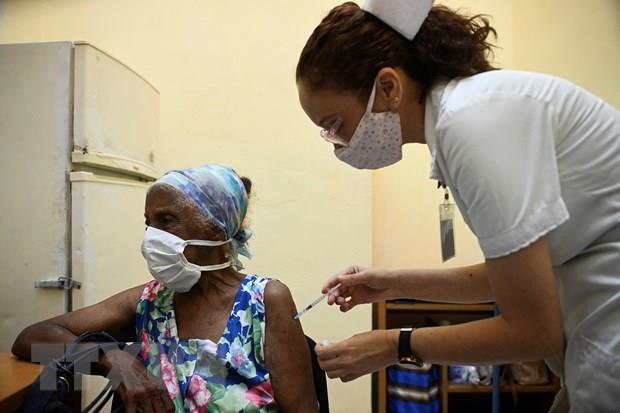 Cuba tiếp nhận hỗ trợ vật tư y tế cho chương trình tiêm chủng quốc gia