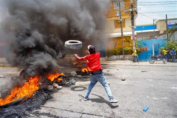 HĐBA LHQ thông qua biện pháp trừng phạt các nhóm vũ trang ở Haiti
