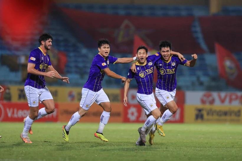 Dẫn trước trên sân nhà, Hà Nội FC vẫn "tuột" chiến thắng trước Hồng Lĩnh Hà Tĩnh