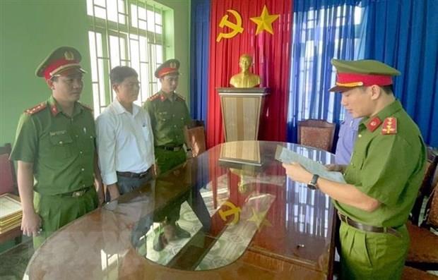 Bình Phước: Bắt giam 2 nguyên Chánh văn phòng HĐND huyện Bù Đăng