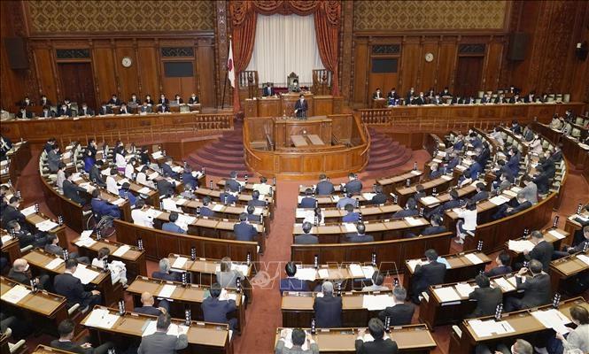 Hôm nay, cử tri Nhật Bản đi bỏ phiếu bầu Hạ viện