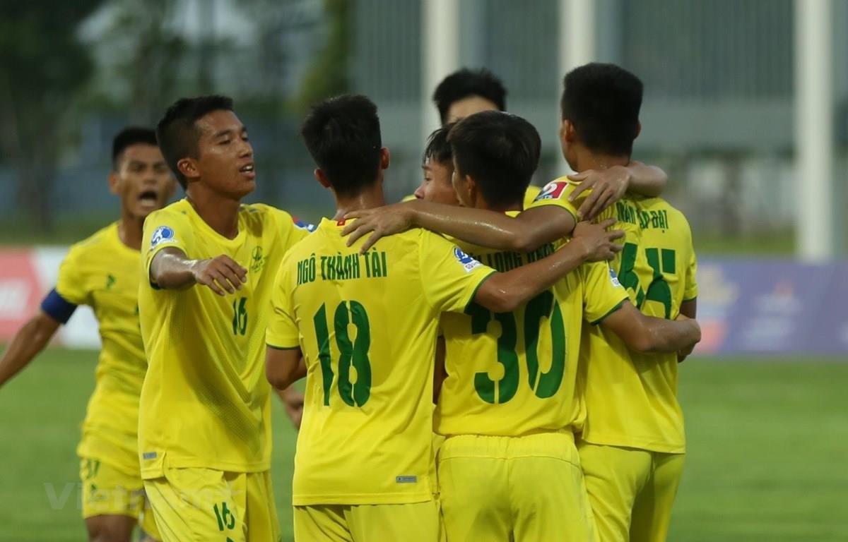 Khai mạc giải hạng Nhì Quốc gia 2020: Phú Thọ thắng PVF trận ra quân