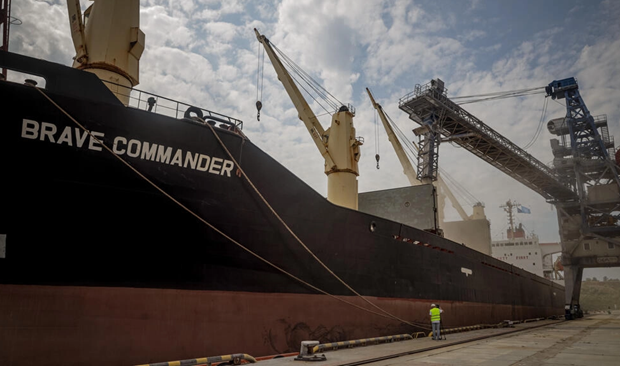 Tàu của LHQ chở ngũ cốc Ukraine viện trợ châu Phi chuẩn bị rời cảng