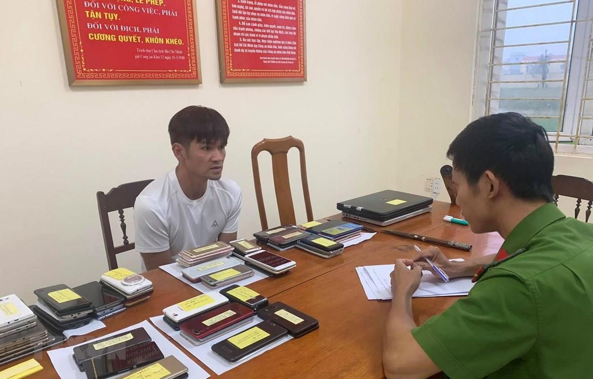 Quảng Bình: Bắt đối tượng trộm cắp tài sản sau 3 giờ báo án