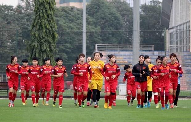 Đội tuyển Bóng đá nữ luyện tập với cường độ cao tại Quảng Ninh