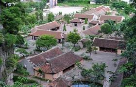 Hàn Quốc chi hàng triệu USD xây làng Việt ở quê HLV Park Hang-seo