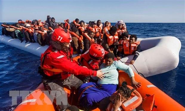 Italy và Hy Lạp kêu gọi giúp đỡ trong tình huống khẩn cấp