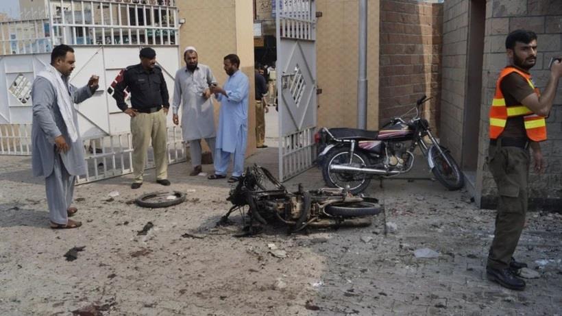 Tấn công khủng bố tại Pakistan, ít nhất 10 cảnh sát thiệt mạng