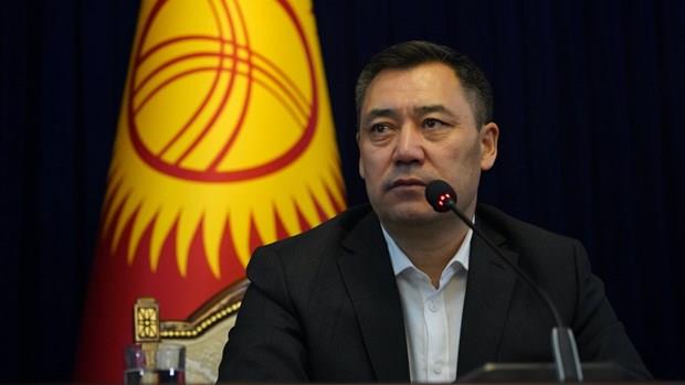 Thủ tướng Kyrgyzstan tuyên bố nắm giữ quyền lực tổng thống