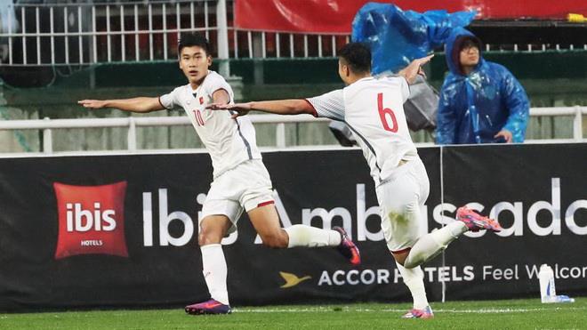 U19 Việt Nam gây sốc khi cầm hòa U19 Hàn Quốc tại giải U19 Suwon JS Cup 2018
