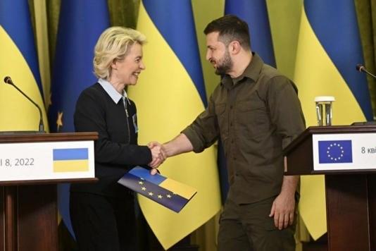 Liên minh châu Âu cam kết đẩy nhanh quy trình kết nạp Ukraine