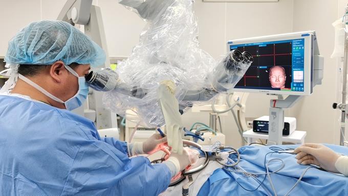 Bệnh viện Quân y 175 ứng dụng công nghệ định vị Navigation trong phẫu thuật u não