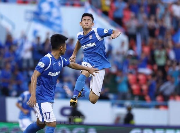 Bầu 'Hùng' tiếp tục nuôi đội bóng Than Quảng Ninh thi đấu ở V-League